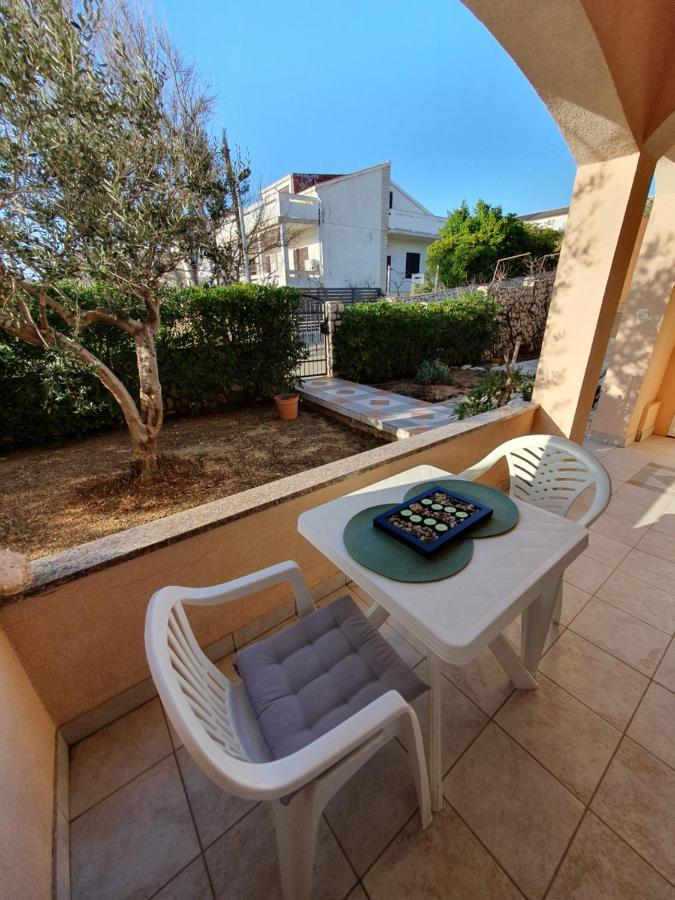 Olive Garden Pag Apartment