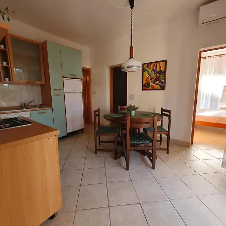 Olive Garden Pag Apartment Pag Town Exterior photo